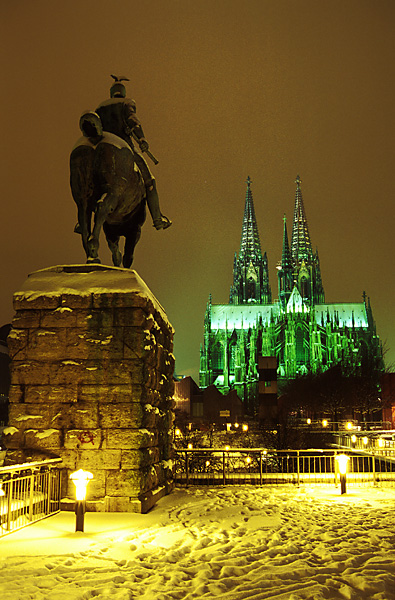 Hohenzollernbrücke, Köln